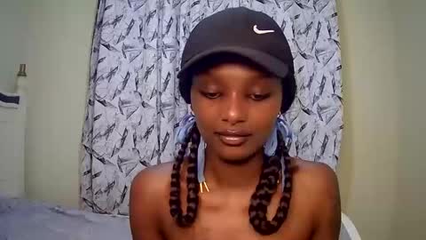 Snapshot of flirtyy_sheery chatting on 9, 3, 2025 sheery online show from 9, 3, 2025