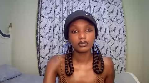 Snapshot of flirtyy_sheery chatting on 9, 3, 2025 sheery online show from 9, 3, 2025