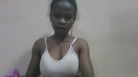 flora48230522373 online show from 22, 4, 2026
