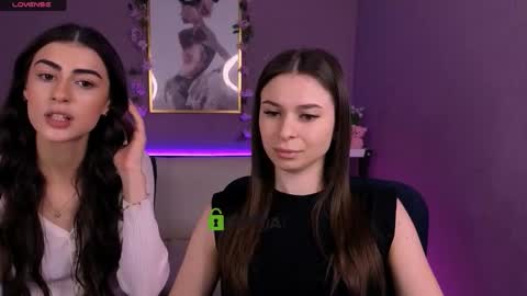 Snapshot of flora_ri chatting on 23, 2, 2026 just ask me online show from 23, 2, 2026