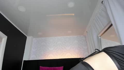 FLORA online show from 15, 3, 2026