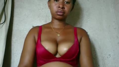 Snapshot of florencia011 chatting on 7, 4, 2026 florencia011 online show from 7, 4, 2026