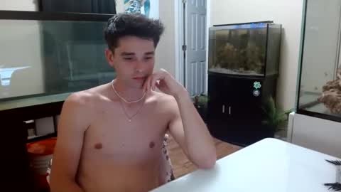 Snapshot of florida_twink chatting on 9, 9, 2025 OF Joey Grey17 online show from 9, 9, 2025