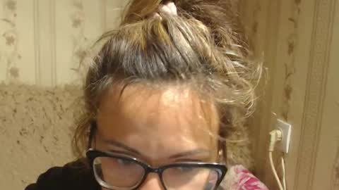 say meow and send tip  online show from 18, 9, 2025