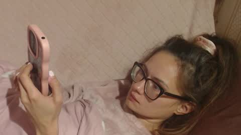 say meow and send tip  online show from 3, 11, 2025