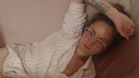 say meow and send tip  online show from 24, 6, 2026