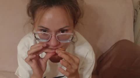 say meow and send tip  online show from 20, 7, 2026