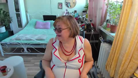 Flowerlower online show from 25, 2, 2026