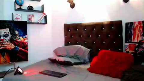 flowers109 online show from 18, 2, 2025