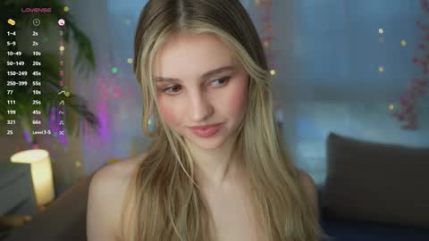 Adeline online show from 27, 1, 2025