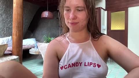 fluffy_bunnyxxx online show from 10, 1, 2025