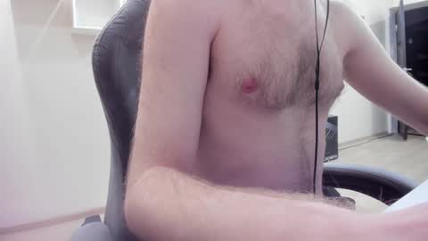 fluffycat  online show from 5, 2, 2025