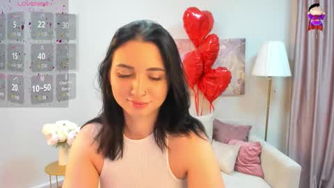 Lina online show from 3, 3, 2026