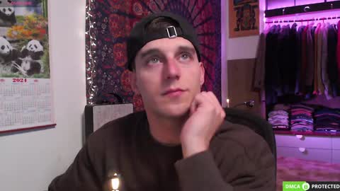 Folleti online show from 11, 1, 2025