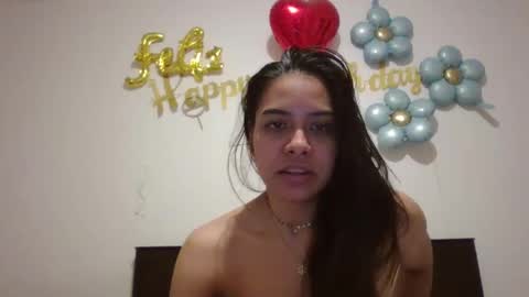 Snapshot of foolproofmya chatting on 8, 11, 2025 Im Namy online show from 8, 11, 2025