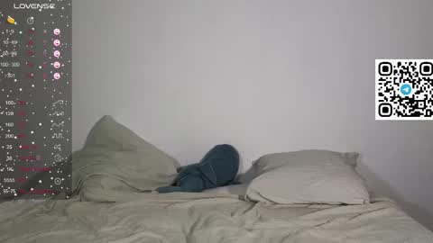 Snapshot of forever_eren chatting on 20, 12, 2025 forever_eren online show from 20, 12, 2025