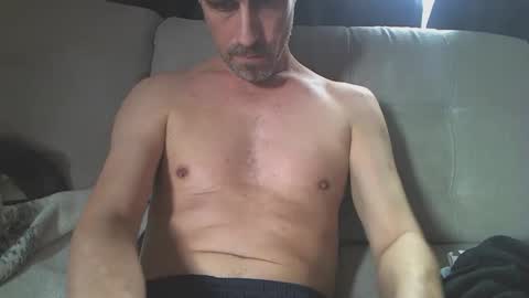 fouraide42 online show from 8, 3, 2025