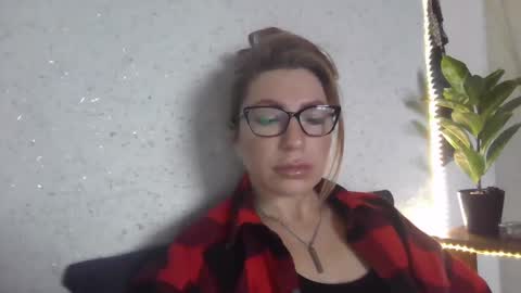 fox_red_lady7 online show from 2, 3, 2025