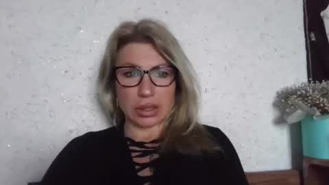 fox_red_lady7 online show from 17, 1, 2026