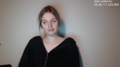 i am your baby Alien  online show from 24, 2, 2025