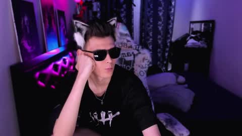 Foxicfu online show from 3, 6, 2026