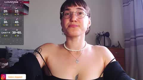 Snapshot of foxrinehelen chatting on 11, 9, 2025 Helen - My streams are Monday - Friday at 8 AM NY time online show from 11, 9, 2025