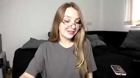 foxxialice online show from 13, 10, 2025