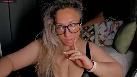 Snapshot of foxxxy__lady chatting on 3, 6, 2026 Kris online show from 3, 6, 2026