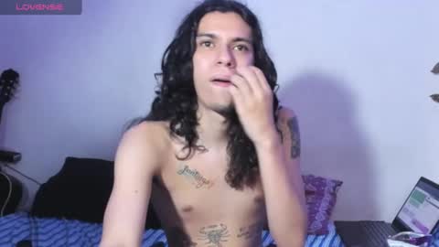 Snapshot of foxxxy_blexxxed chatting on 12, 1, 2025 Foxxxy Blexxxed online show from 12, 1, 2025