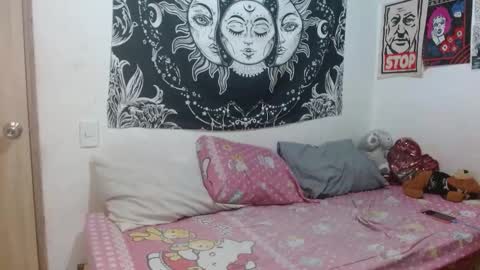 Snapshot of foxxxy_blexxxed chatting on 11, 9, 2025 Foxxxy Blexxxed online show from 11, 9, 2025