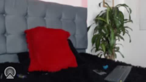 Santi  online show from 17, 7, 2026