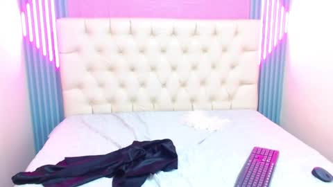 Ella online show from 31, 1, 2025