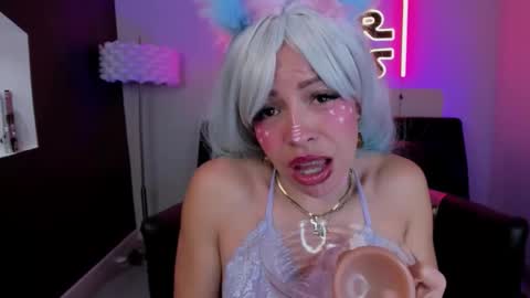 Snapshot of foxy_evans chatting on 10, 2, 2026 Miss Evans online show from 10, 2, 2026