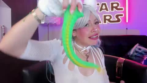 Snapshot of foxy_evans chatting on 27, 2, 2026 Miss Evans online show from 27, 2, 2026