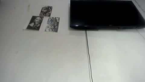 Snapshot of foxy_xtreme chatting on 8, 9, 2025 Foxy xtreme online show from 8, 9, 2025