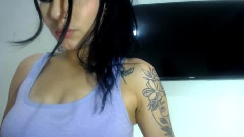 Snapshot of foxy_xtreme chatting on 5, 10, 2025 Foxy xtreme online show from 5, 10, 2025