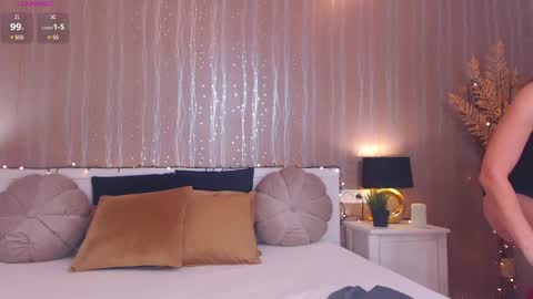 Adela - Single mom. 40 y online show from 4, 1, 2025