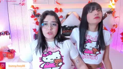 FOXY AND BUNNY online show from 20, 10, 2025