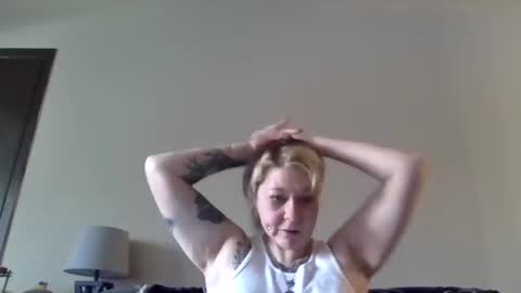 foxyfang online show from 21, 12, 2025