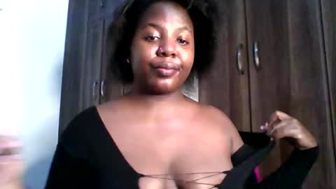 Snapshot of foxykay1 chatting on 4, 10, 2025 Kayla online show from 4, 10, 2025