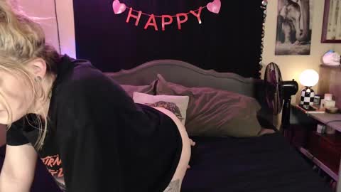 Mallory Koxx online show from 20, 2, 2025