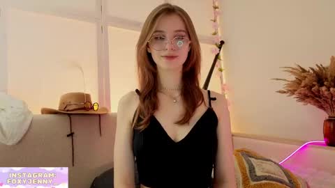 Snapshot of foxysecret_ chatting on 6, 6, 2026 foxysecret_ online show from 6, 6, 2026