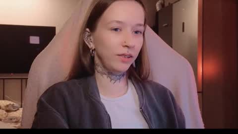 Snapshot of fran_bow chatting on 22, 2, 2026 fran_bow online show from 22, 2, 2026