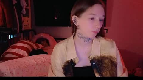 fran_bow online show from 27, 4, 2026