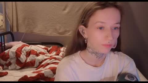 Snapshot of fran_bow chatting on 25, 5, 2026 fran_bow online show from 25, 5, 2026
