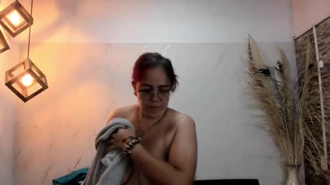          online show from 10, 2, 2025