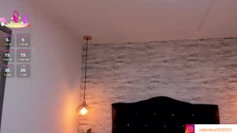          online show from 17, 9, 2025