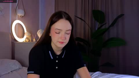 Marybrown eye Katy gray eye online show from 4, 3, 2026