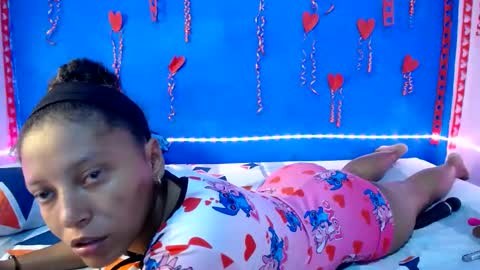 francihot4 online show from 9, 2, 2025