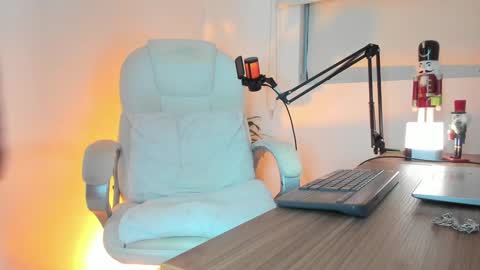 Snapshot of francodelacruz chatting on 15, 12, 2024 Francum online show from 15, 12, 2024